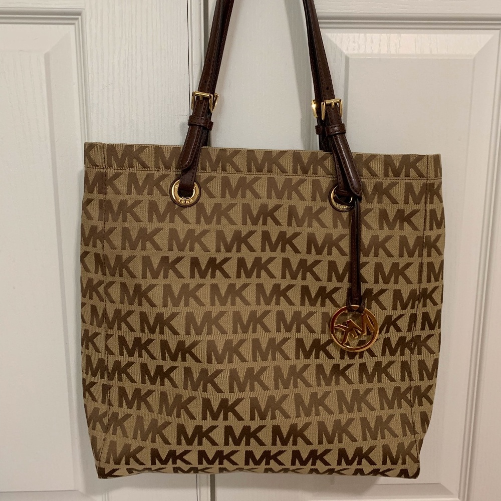 Michael Kors Large Beige and brown tote bag